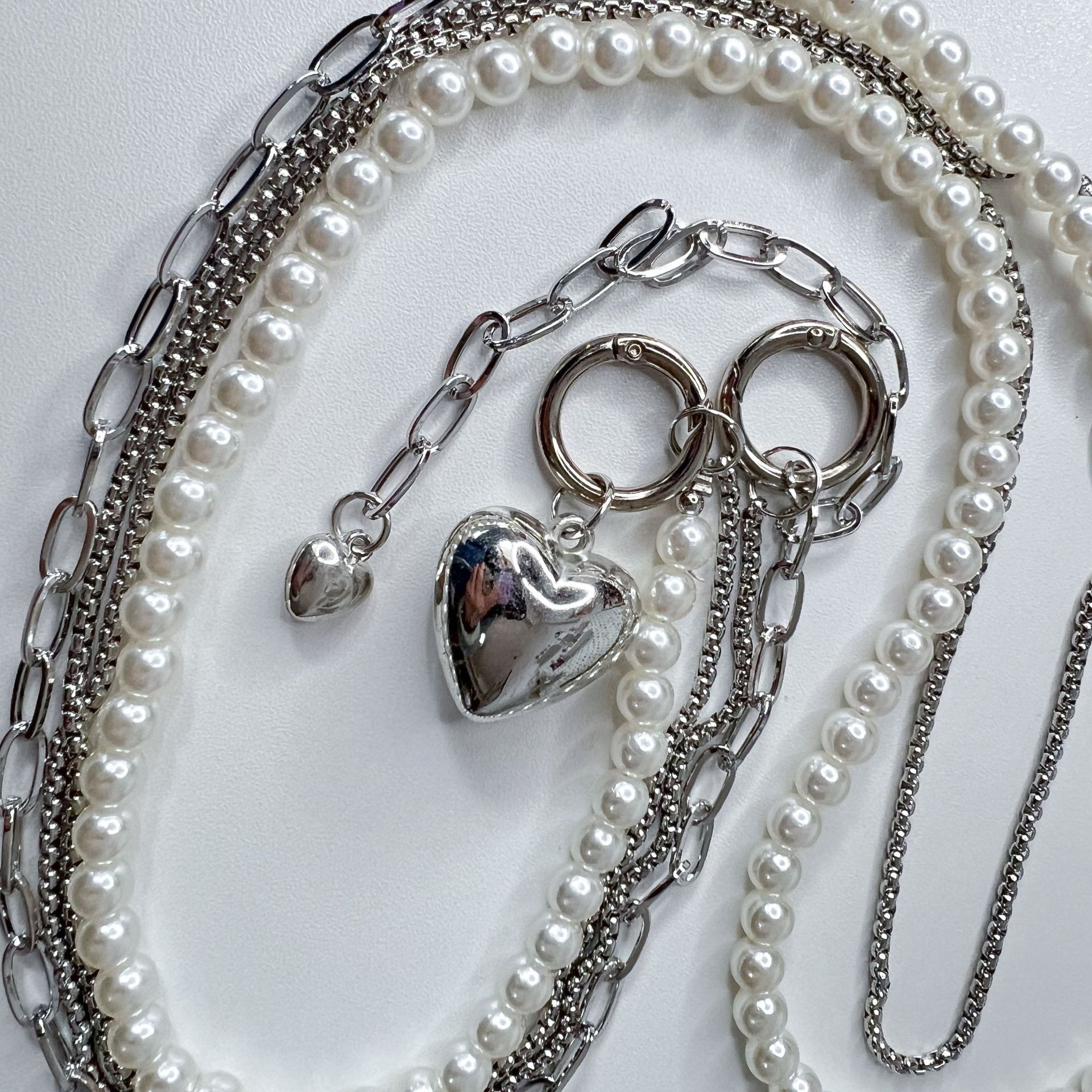Long Pearl Phone Lanyard Handm - огляд і ціна Phone Accessories Pictures