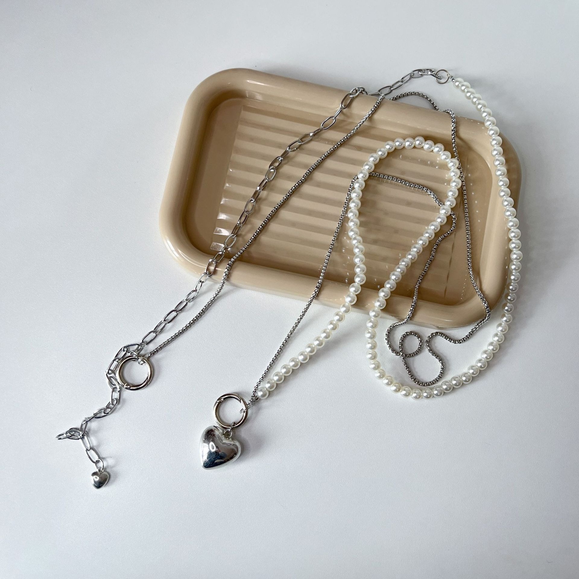 Long Pearl Phone Lanyard Handm - огляд і ціна Phone Accessories Pictures